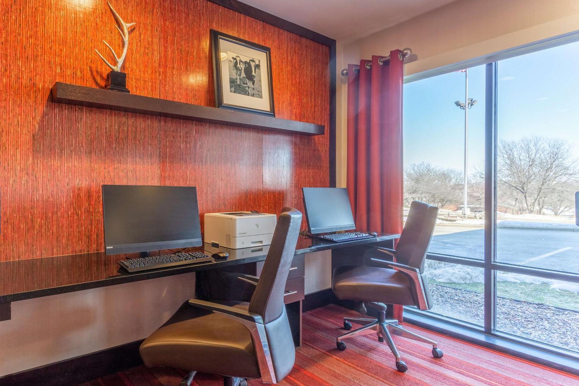 Hampton Inn Madison East Towne Mall Area Extérieur photo