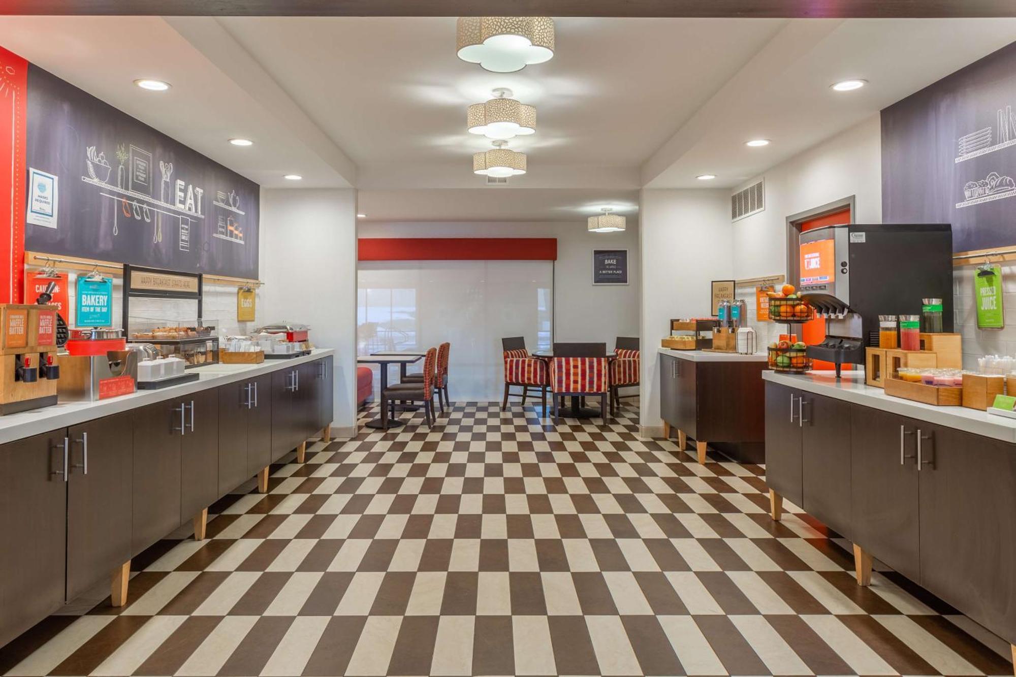 Hampton Inn Madison East Towne Mall Area Extérieur photo